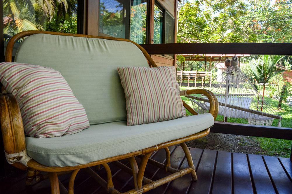 肯那奇山林小屋 Puerto Viejo de Talamanca 外观 照片