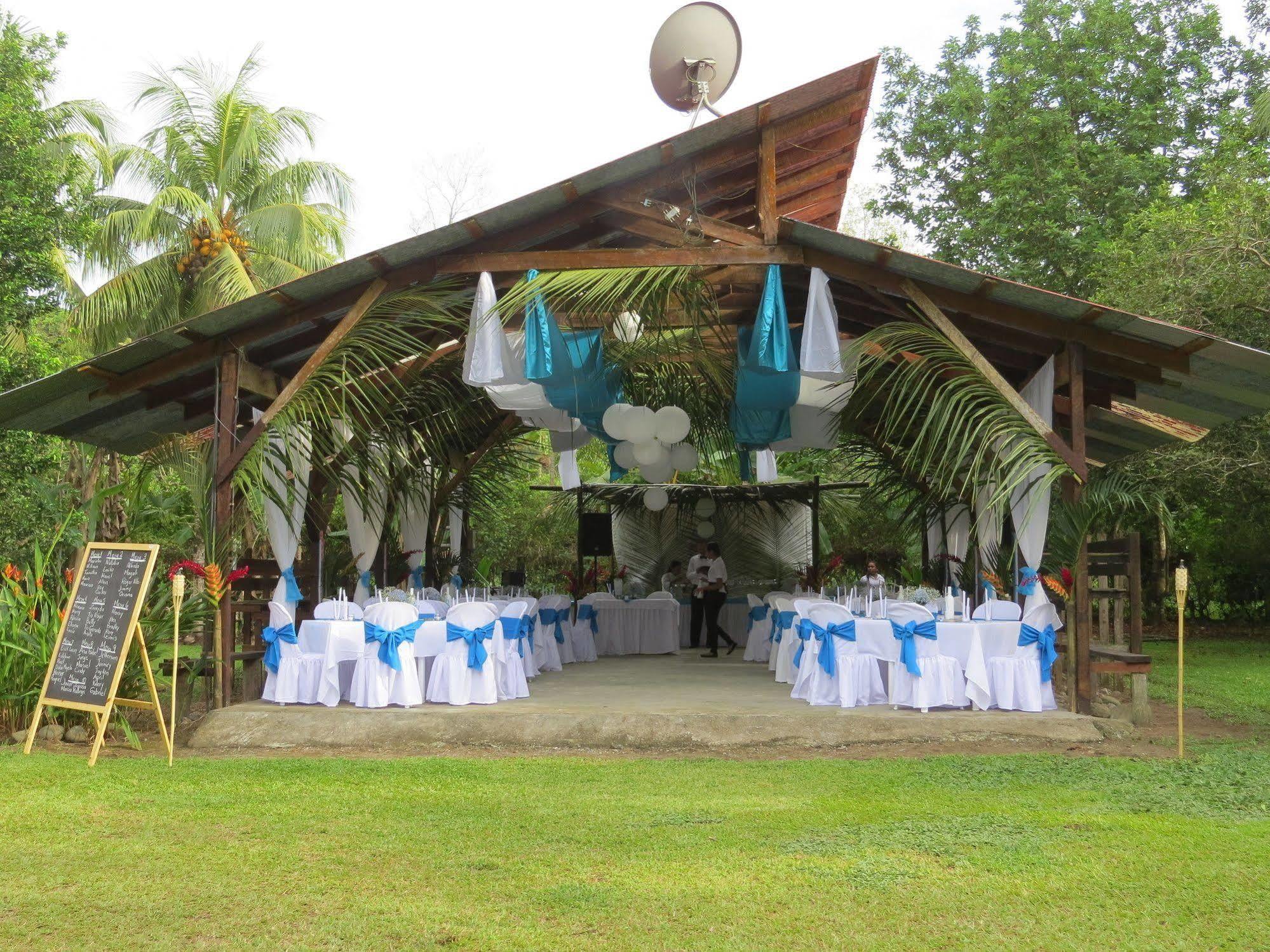 肯那奇山林小屋 Puerto Viejo de Talamanca 外观 照片