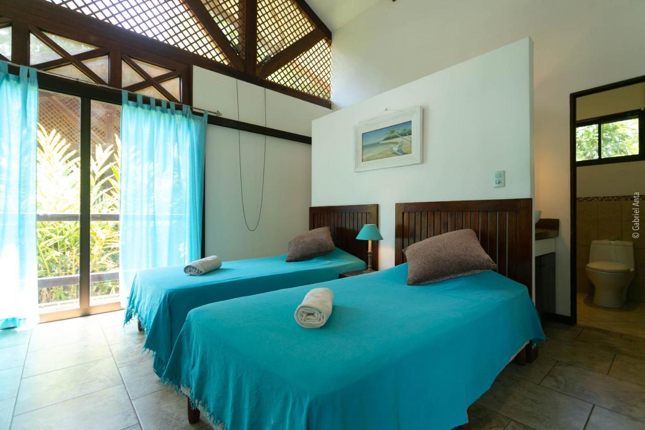肯那奇山林小屋 Puerto Viejo de Talamanca 外观 照片