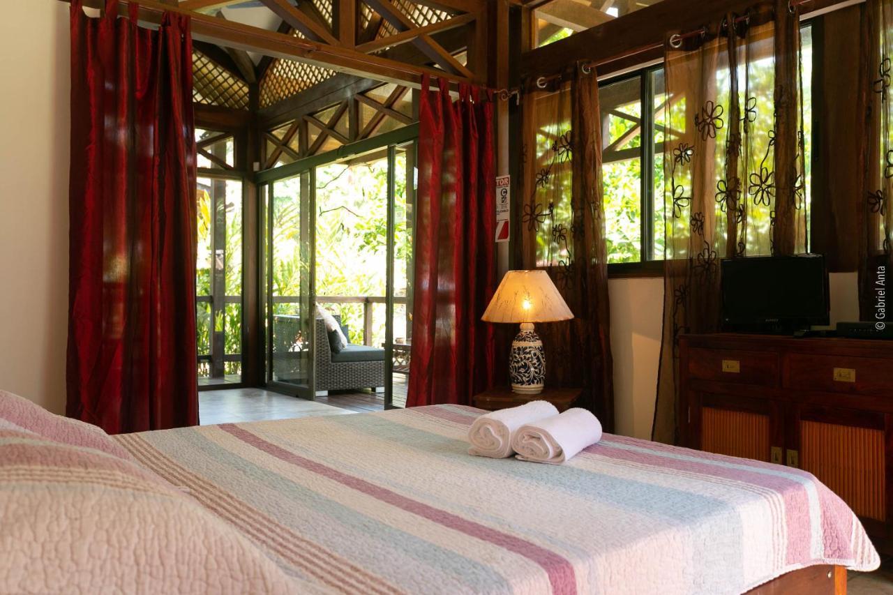 肯那奇山林小屋 Puerto Viejo de Talamanca 外观 照片